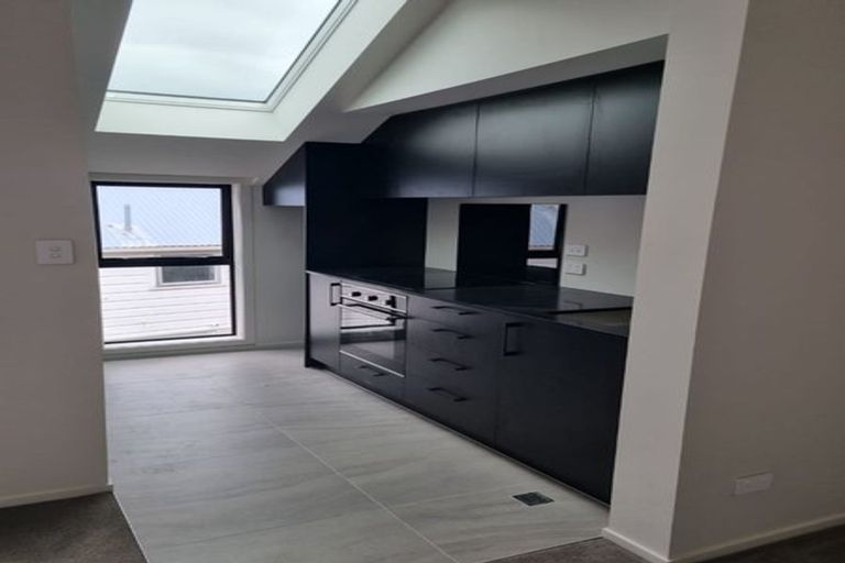 Photo of property in 1/82 Kilbirnie Crescent, Kilbirnie, Wellington, 6022