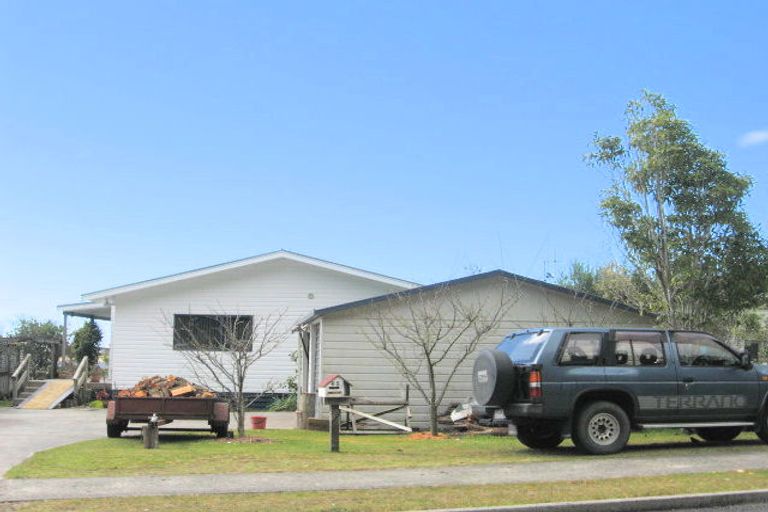 Photo of property in 65 Pepe Road, Tairua, 3508