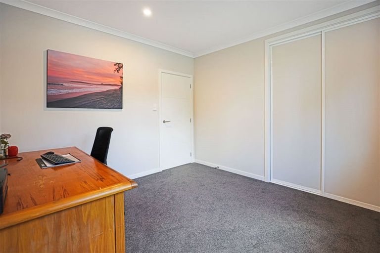 Photo of property in 2 Kelburn Place, Tinwald, Ashburton, 7700