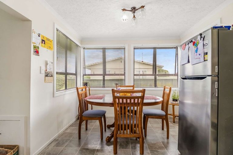 Photo of property in 18 Kowhai Avenue, Edgecumbe, 3120