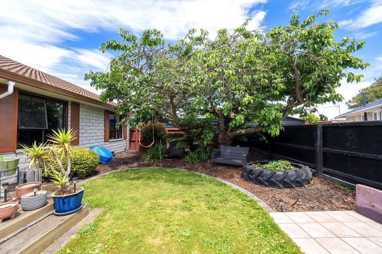 Photo of property in 43 Kildare Street, Northwood, Christchurch, 8051