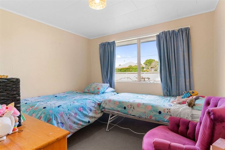 Photo of property in 5 South Road, Waipu, 0510