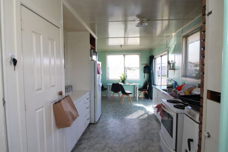 Photo of property in 6 Matata Place, Tokoroa, 3420