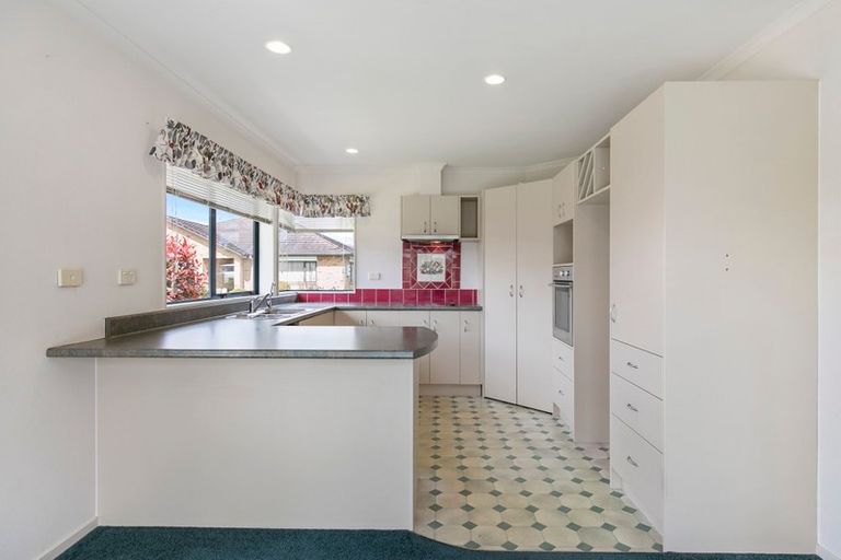 Photo of property in 24 Eastside Drive, Pukekohe, 2120
