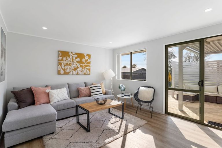 Photo of property in 10a Cramond Drive, Mangere East, Auckland, 2024