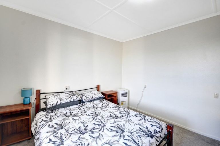 Photo of property in 37 Chaucer Street, Milton, 9220