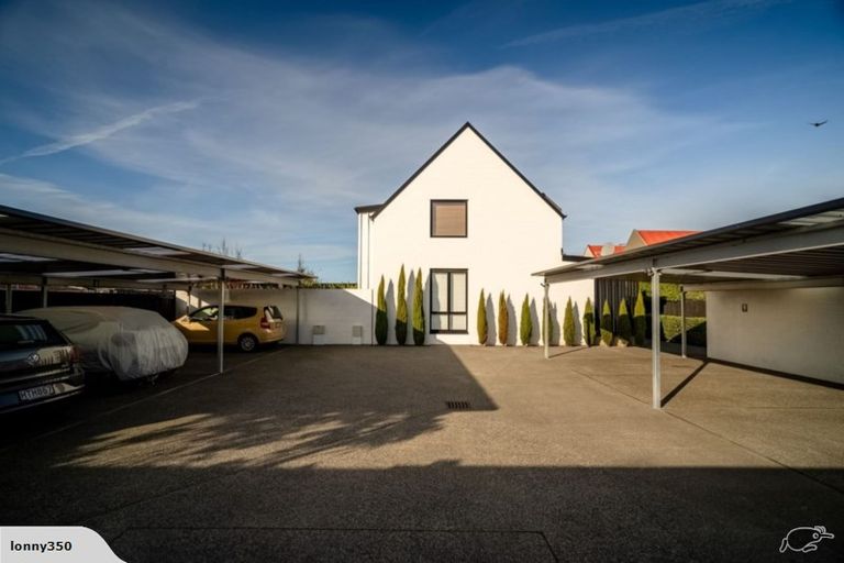 Photo of property in 1036i Colombo Street, St Albans, Christchurch, 8014