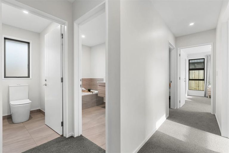 Photo of property in 17 Allied Road, Halswell, Christchurch, 8025