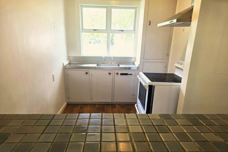 Photo of property in 3/288 College Street, West End, Palmerston North, 4410