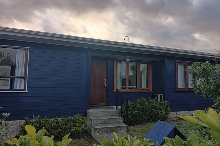 Photo of property in 67 Frobisher Street, Island Bay, Wellington, 6023