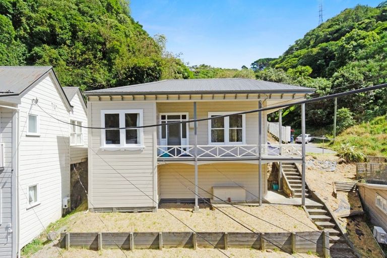 Photo of property in 34 Holloway Road, Aro Valley, Wellington, 6021