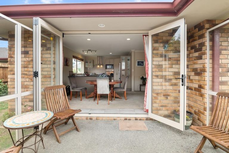 Photo of property in 32 Tuihana Drive, Papamoa Beach, Papamoa, 3118