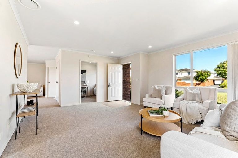 Photo of property in 44 Alec Craig Way, Gulf Harbour, Whangaparaoa, 0930