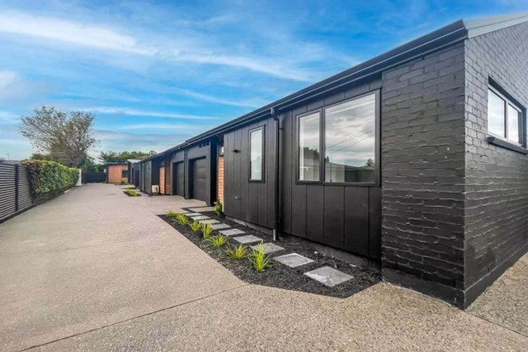 Photo of property in 1/25 Sandwich Road, Saint Andrews, Hamilton, 3200