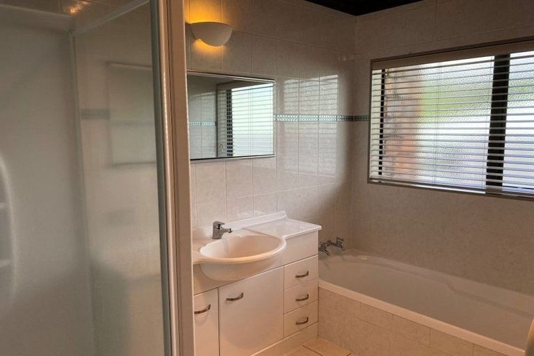 Photo of property in 20 Mamaku Rise, Welcome Bay, Tauranga, 3112