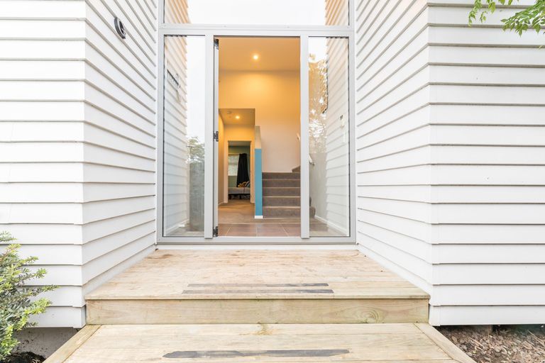 Photo of property in 144g Glengarry Road, Glen Eden, Auckland, 0602