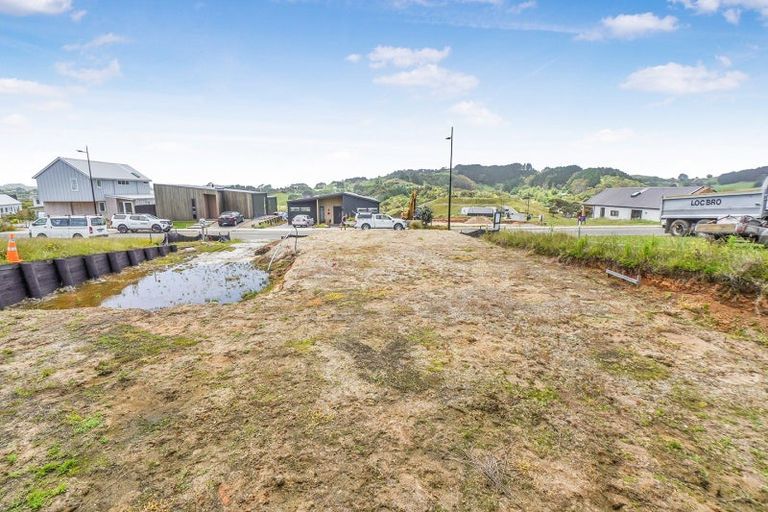 Photo of property in 4 Kapokapowai Street, Raglan, 3225