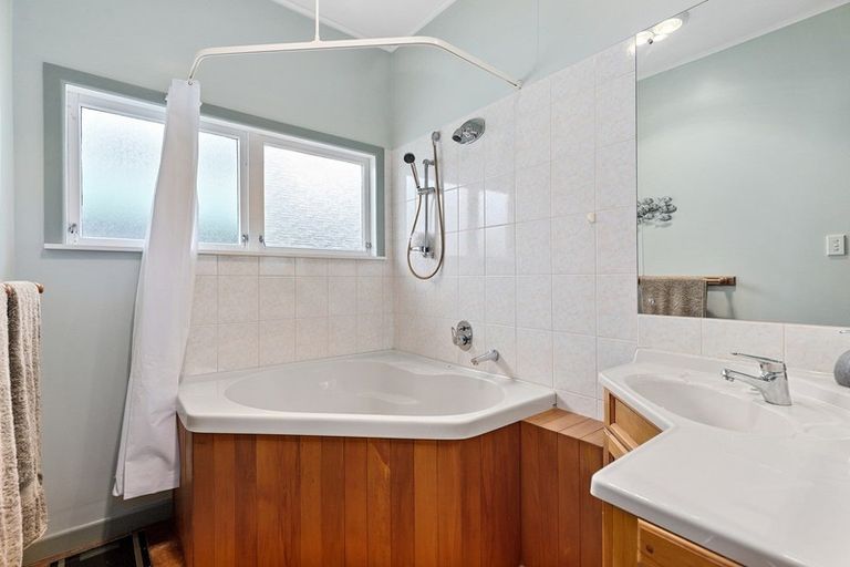 Photo of property in 42 Parkers Access Road, Waitetuna, Raglan, 3295