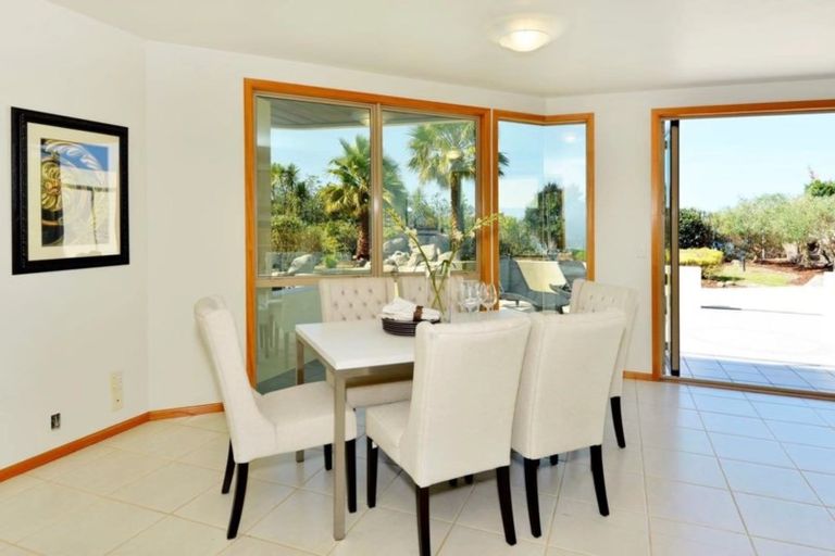 Photo of property in 5 Gilberd Place, Torbay, Auckland, 0630