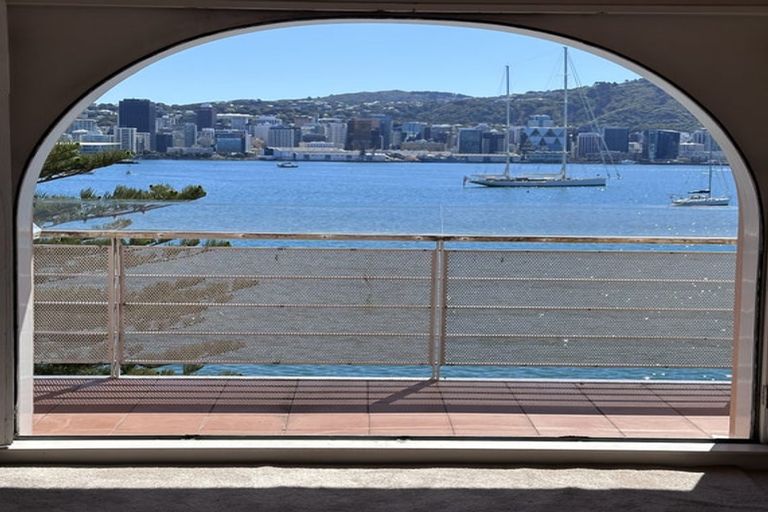 Photo of property in Inverleith Apartments, 4/306 Oriental Parade, Oriental Bay, Wellington, 6011