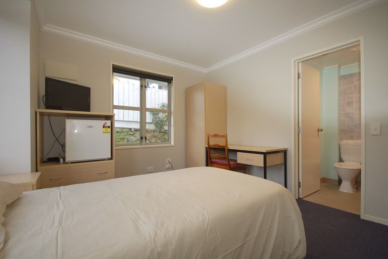 Photo of property in 26 Gladstone Road North, Mosgiel, 9024