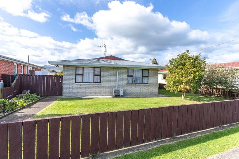 Photo of property in 11 Albert Street, Paeroa, 3600