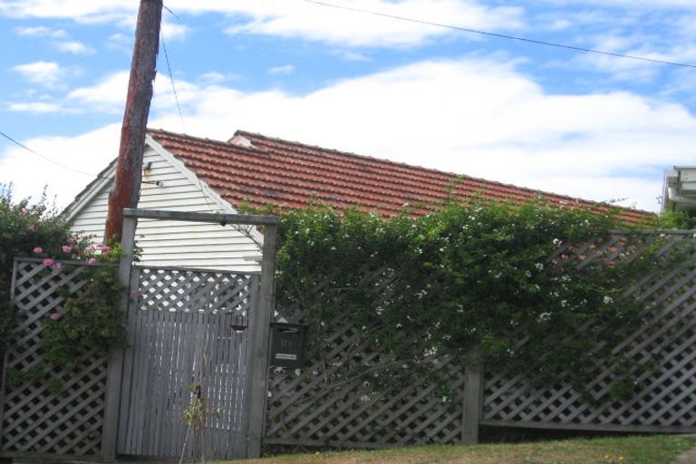 Photo of property in 28 Bankot Crescent, Ngaio, Wellington, 6035