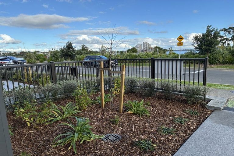 Photo of property in 131 Waituarua Drive, Takanini, Auckland, 2112