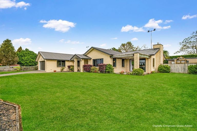 Photo of property in 17 Mahoe Glade, Patumahoe, Pukekohe, 2679