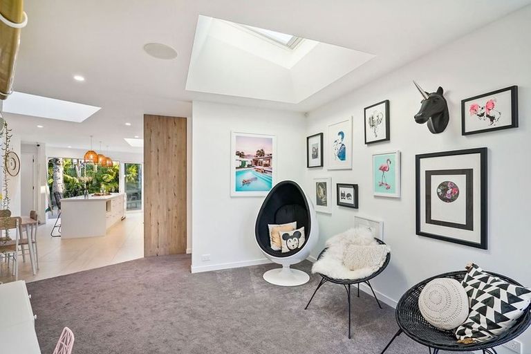 Photo of property in 24 Motuora Road, Manly, Whangaparaoa, 0930