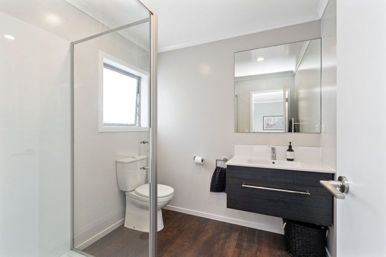 Photo of property in 49 Ohau Terraces, Ohau, Levin, 5570