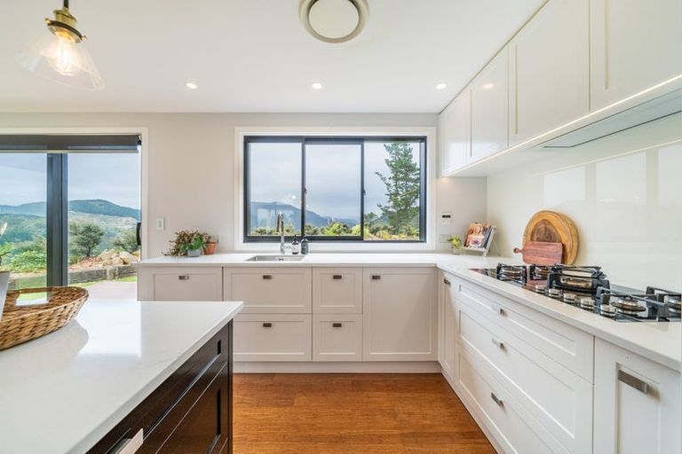 Photo of property in 49 Crest Road, Akatarawa, Upper Hutt, 5372