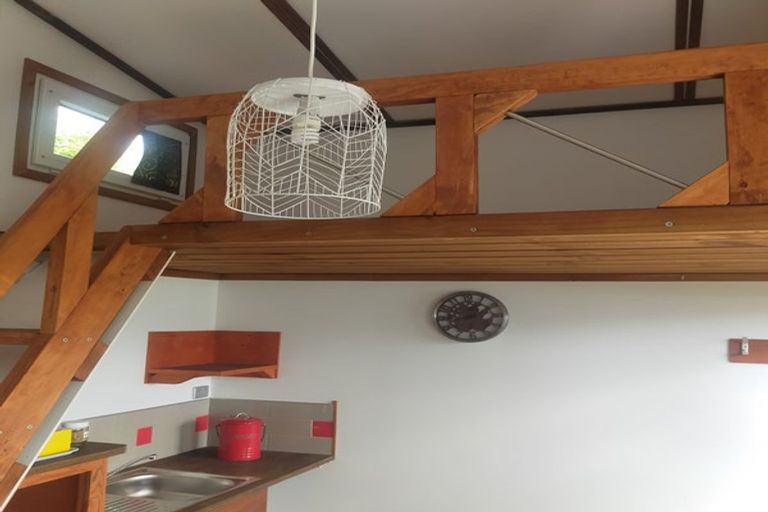 Photo of property in 26 Porterfield Street, Macandrew Bay, Dunedin, 9014