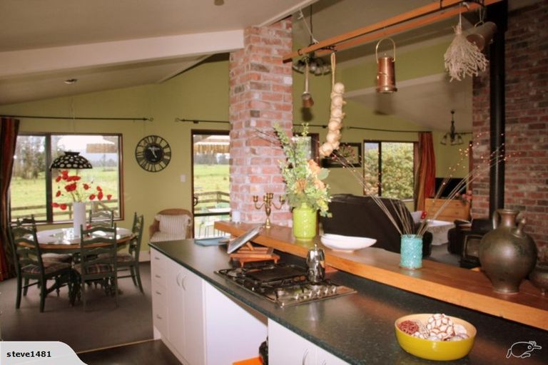 Photo of property in 70 Greens Road, Linton, Palmerston North, 4472