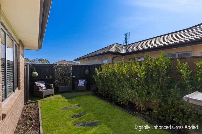 Photo of property in 62 Aroha Street, Pegasus, 7612