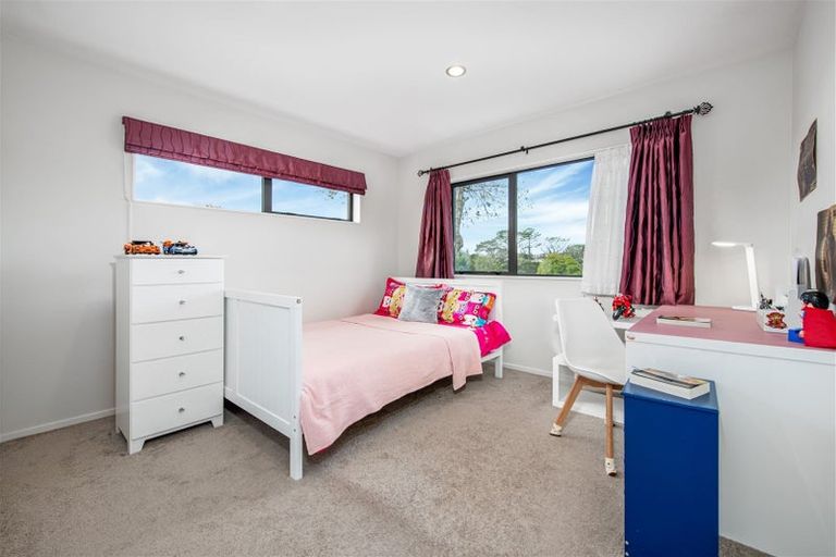 Photo of property in 57a Glendene Avenue, Glendene, Auckland, 0602