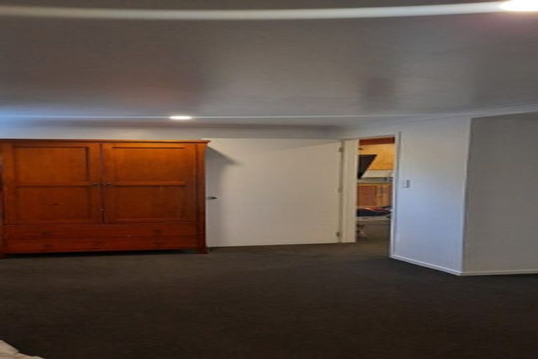 Photo of property in 13 Glenpark Avenue, Frankleigh Park, New Plymouth, 4310