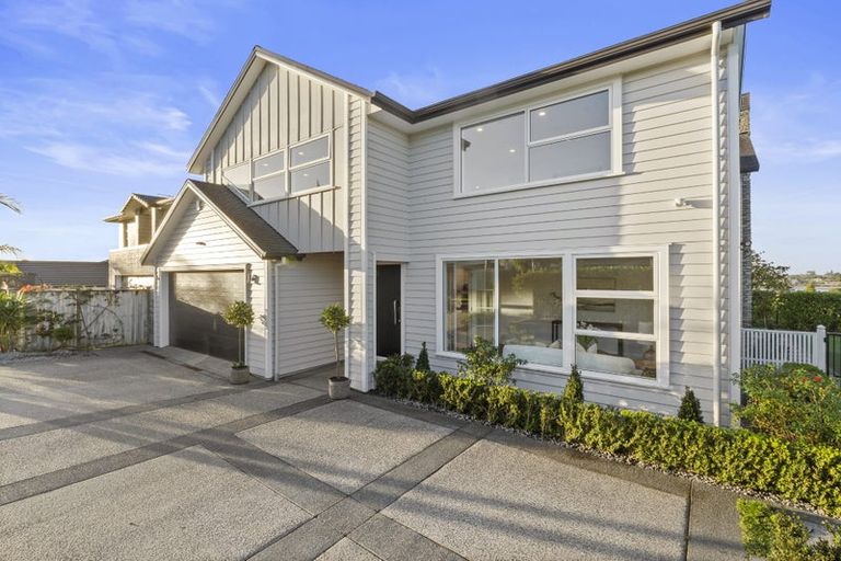 Photo of property in 32 Fennell Crescent, Silverdale, 0932