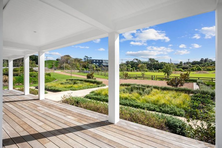 Photo of property in 438 Oaia Road, Muriwai, Waimauku, 0881