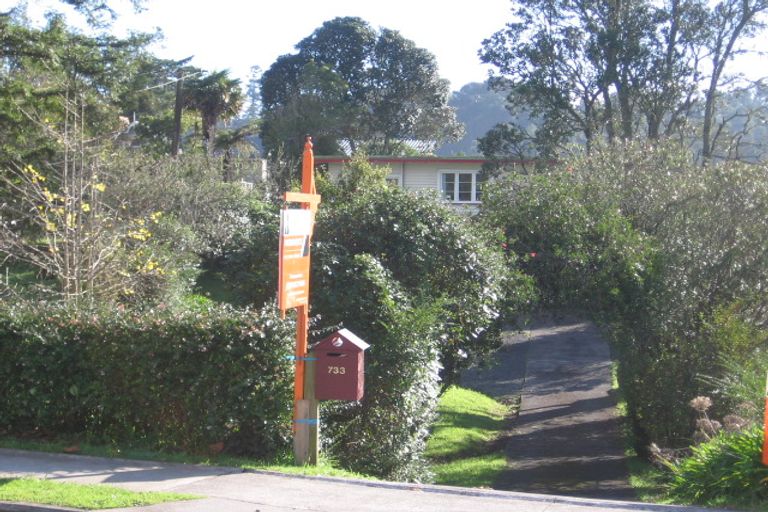 Photo of property in 733 Swanson Road, Swanson, Auckland, 0612