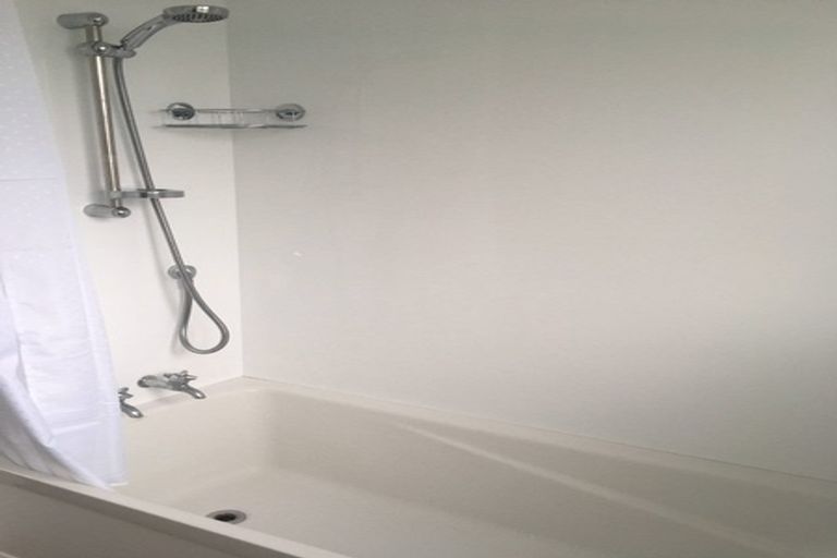 Photo of property in 13 Bush Grove, Trentham, Upper Hutt, 5018