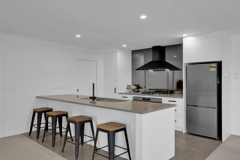 Photo of property in 21 Ruru Street, Cambridge, 3434