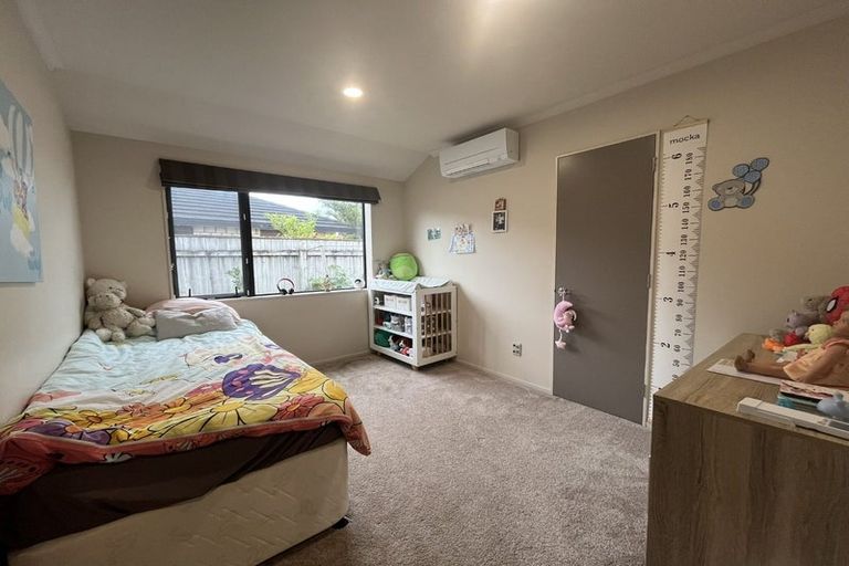 Photo of property in 17 Consort Close, Paraparaumu Beach, Paraparaumu, 5032