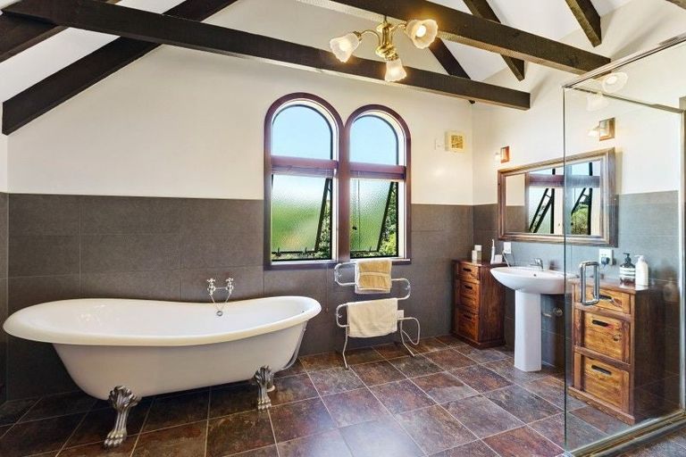 Photo of property in 2 Kitchener Street, Te Horo Beach, Otaki, 5581