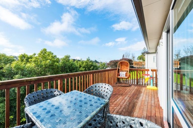 Photo of property in 13 Cartmel Avenue, Massey, Auckland, 0614