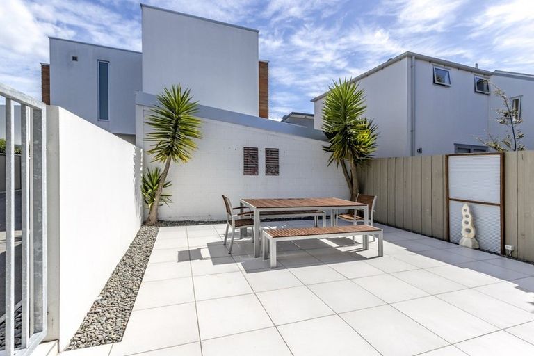 Photo of property in 42b Seddon Street, Sydenham, Christchurch, 8023