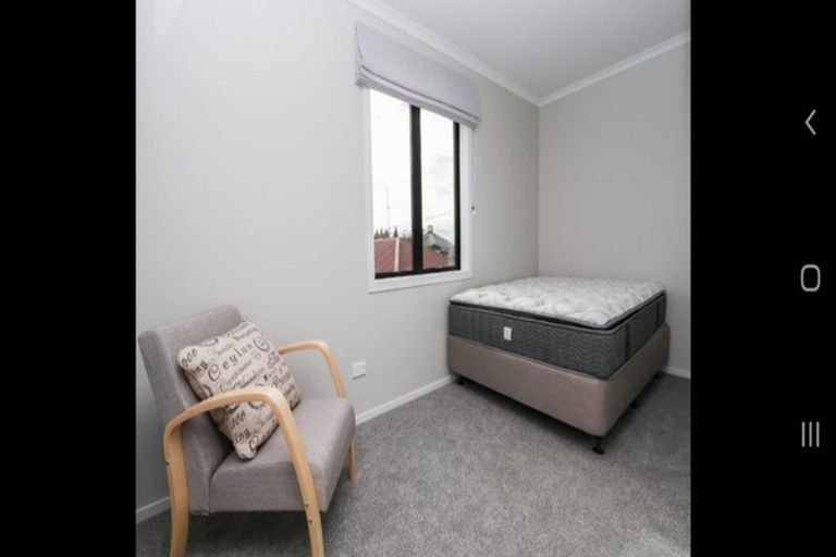 Photo of property in 2/71 Normandy Avenue, Melville, Hamilton, 3206