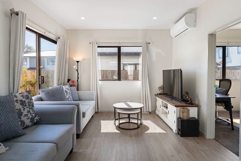 Photo of property in 5f Deveron Road, Manurewa, Auckland, 2102