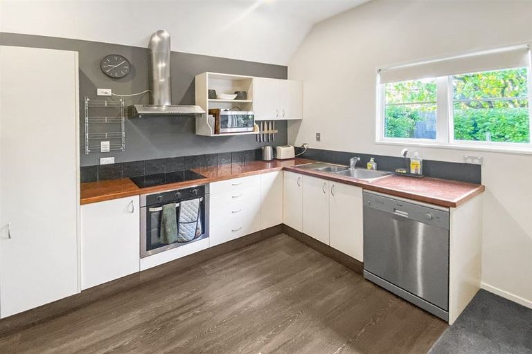 Photo of property in 9a Crohane Place, Addington, Christchurch, 8024