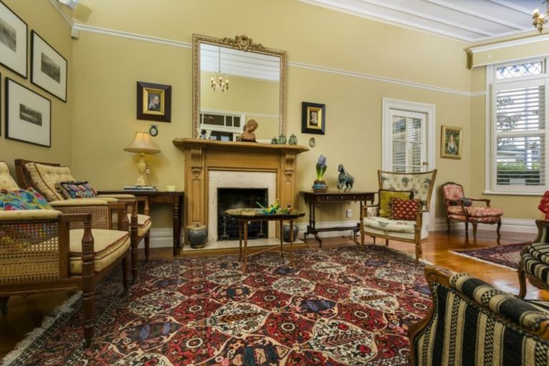 Photo of property in 8 Dodson Avenue, Milford, Auckland, 0620